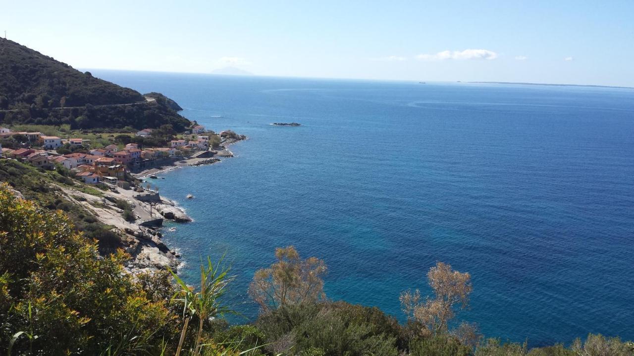 Appartamento Casa Beppa Pomonte Esterno foto